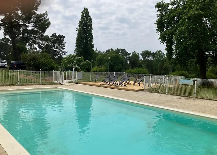 Maison 2 Domaine Du Avec Bain Nordique Casa de Férias *